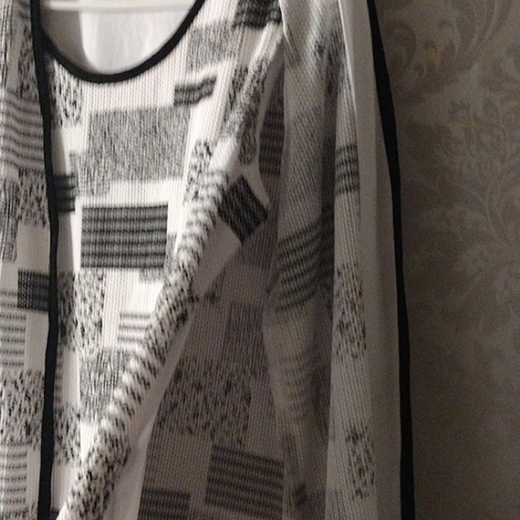 R &M Richard Double layered top 18 - Picture 4 of 7